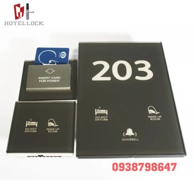 Tấm bảng gắn ở cửa cảm ứng 15DDP-GY