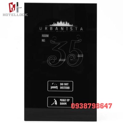 Tấm bảng gắn cửa cường lực hiển thị logo số phòng..G13DP-BK-1