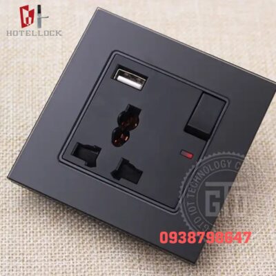 Ổ cắm USB 3 chân màu đen 13A 15B-BKGL